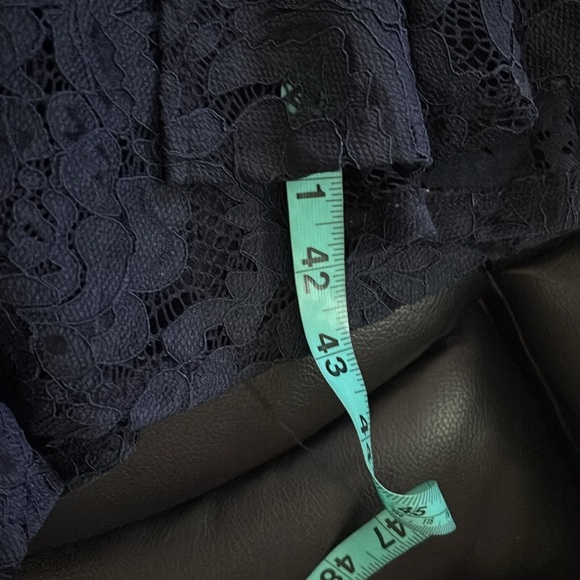 Costa Blanca Elegant Navy Lace off shoulder midi Dress - Picture 14 of 17